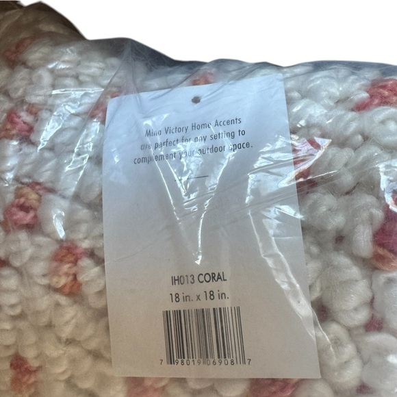 Mina Victory Outdoor Pillows Loop Dots 18"X18" Orange Indoor/Outdoor Throw - Picture 8 of 11